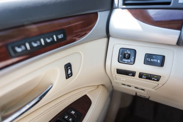 Used 2014 Lexus LS 460 AWD w/ Comfort Package image 54