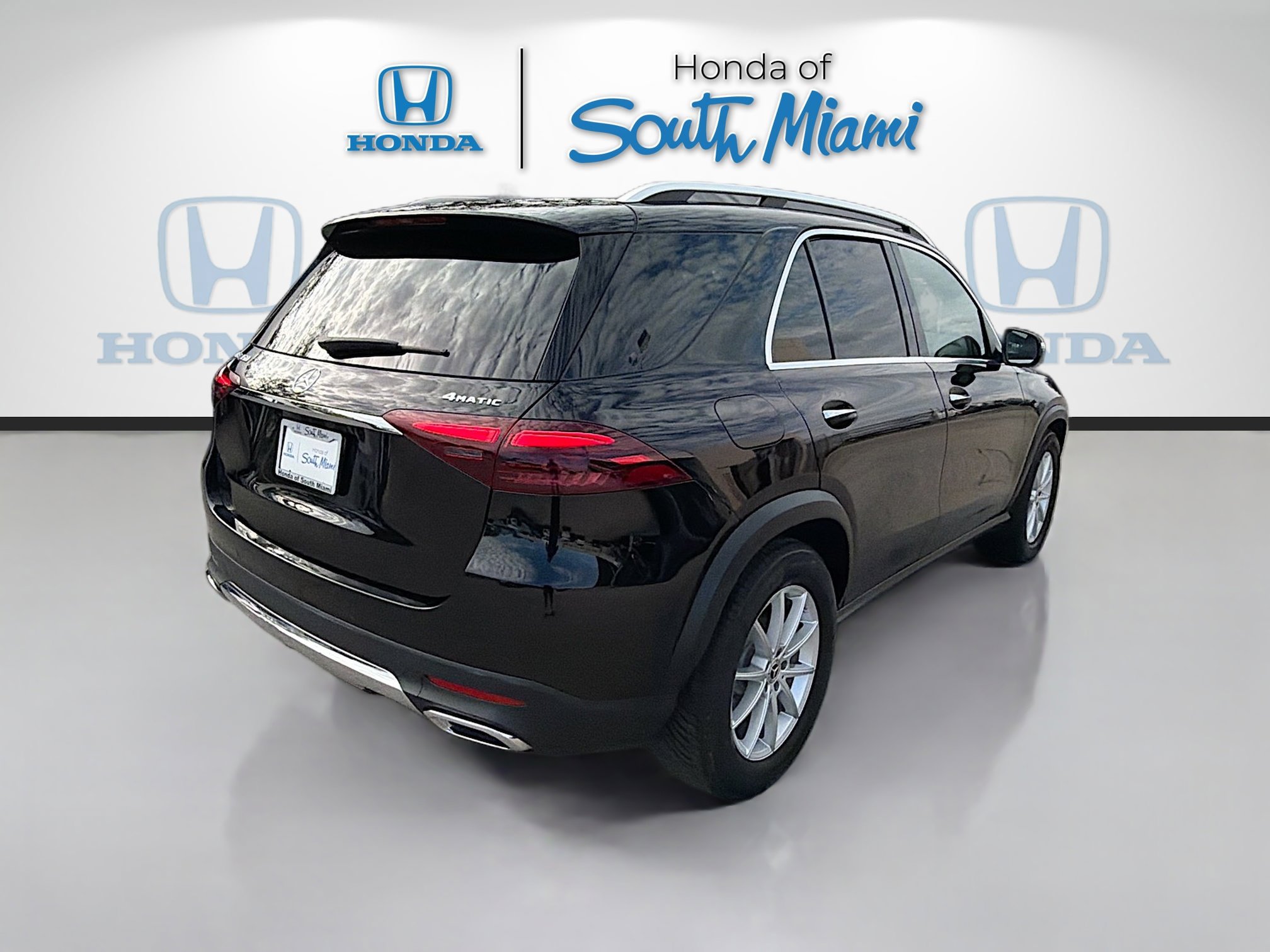 Used 2024 Mercedes-Benz GLE 350 4MATIC image 7