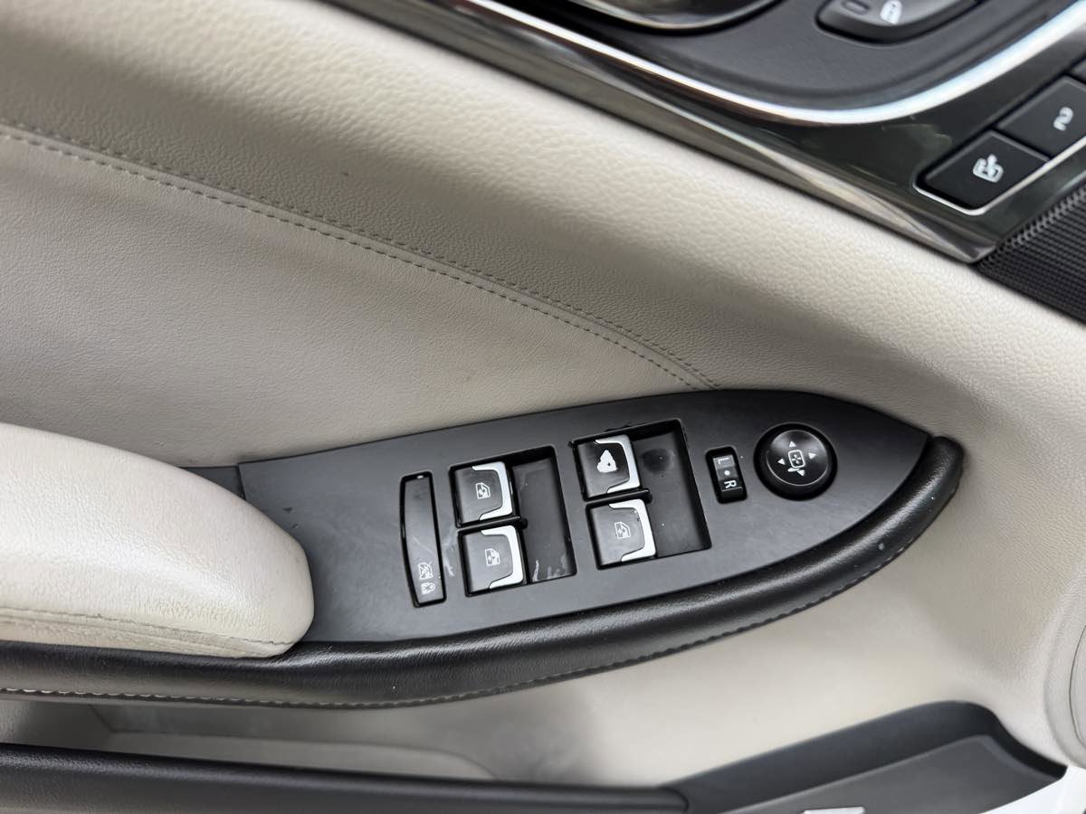 Used 2018 Cadillac CTS Sedan image 12