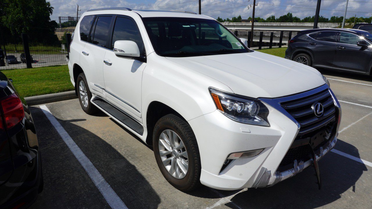 Used 2017 Lexus GX 460 Premium AWD/4WD image 3