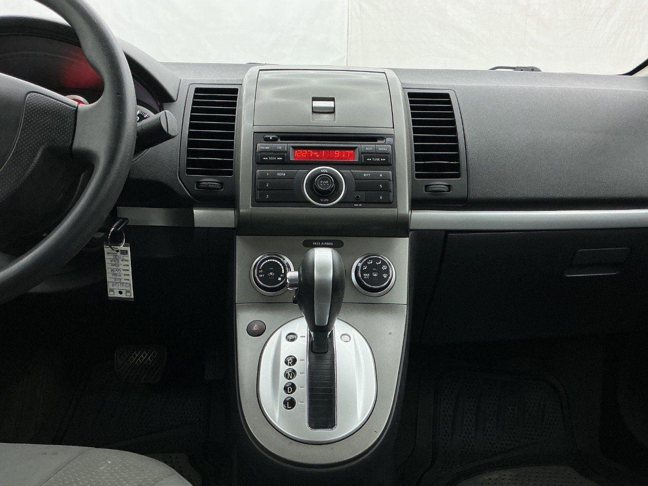 Used 2012 Nissan Sentra 2.0 FWD image 17