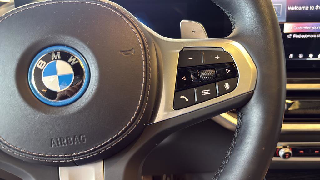 Used 2024 BMW X5 xDrive50e w/ Executive Package AWD/4WD image 19
