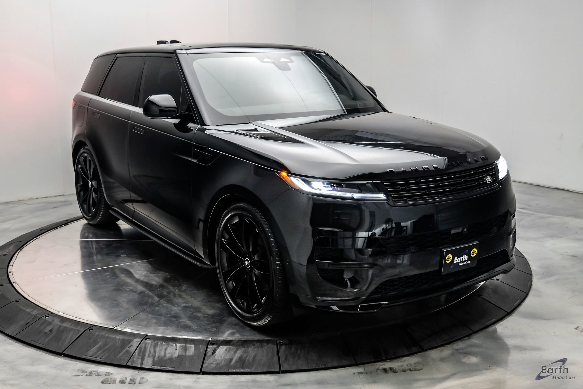 Used 2024 Land Rover Range Rover Sport Dynamic SE AWD/4WD image 23