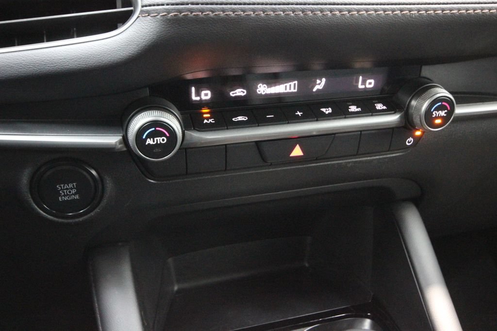Used 2024 MAZDA MAZDA3 s FWD image 20