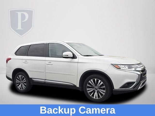 Used 2020 Mitsubishi Outlander SE FWD image 2