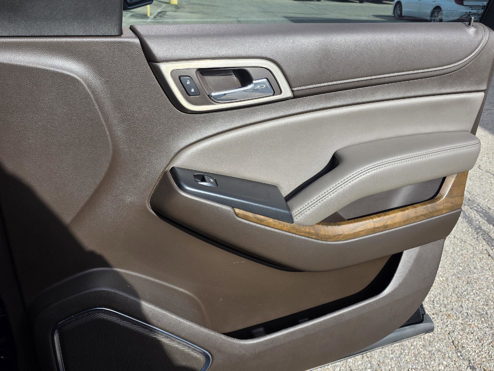 Used 2018 GMC Yukon Denali w/ Denali Ultimate Package image 37