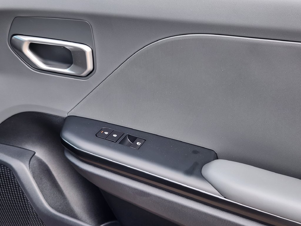 New 2027 Kia K4 FWD image 14