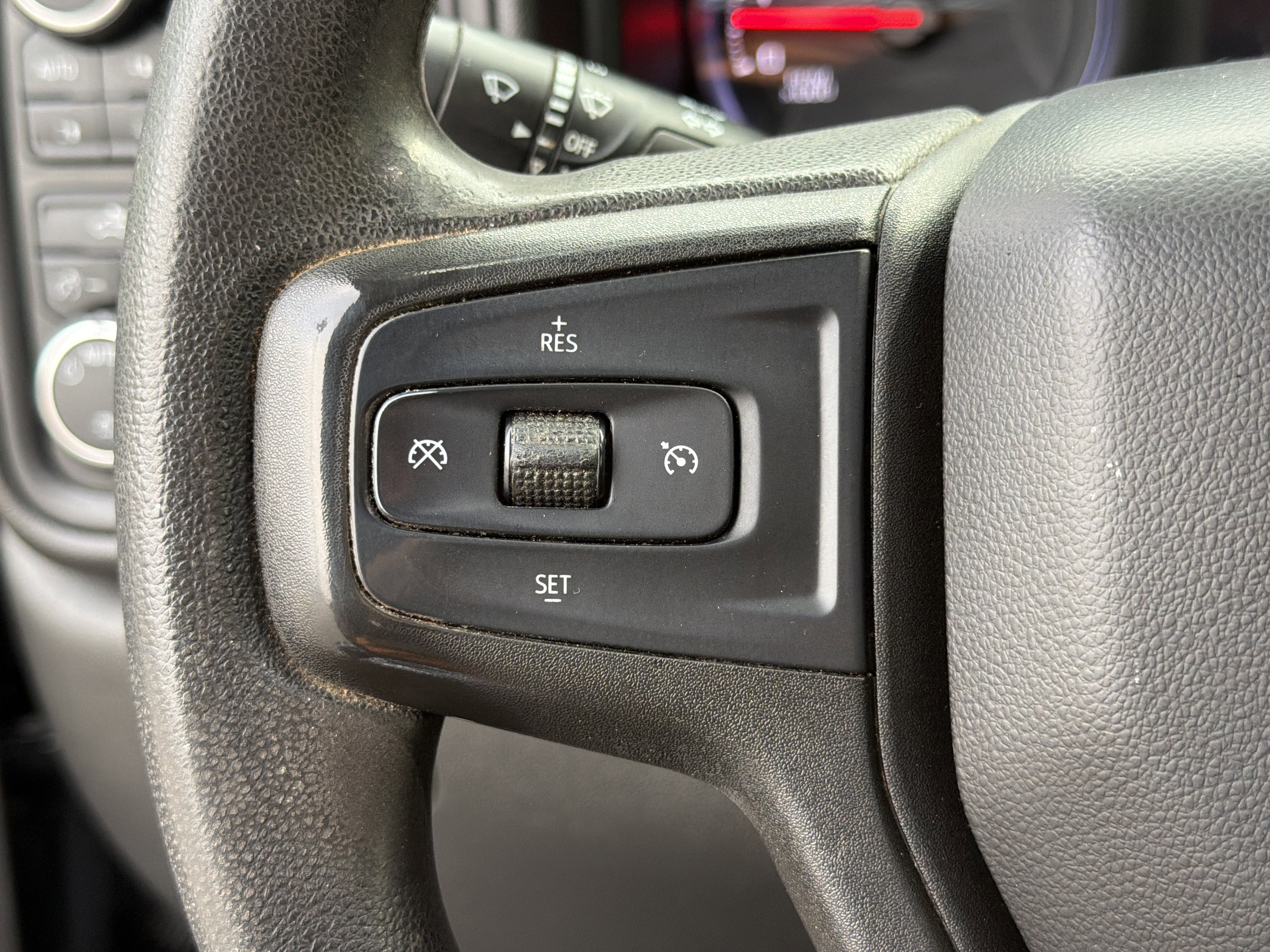 Used 2019 Chevrolet Silverado 1500 Custom Trail Boss w/ Custom Convenience Package image 26