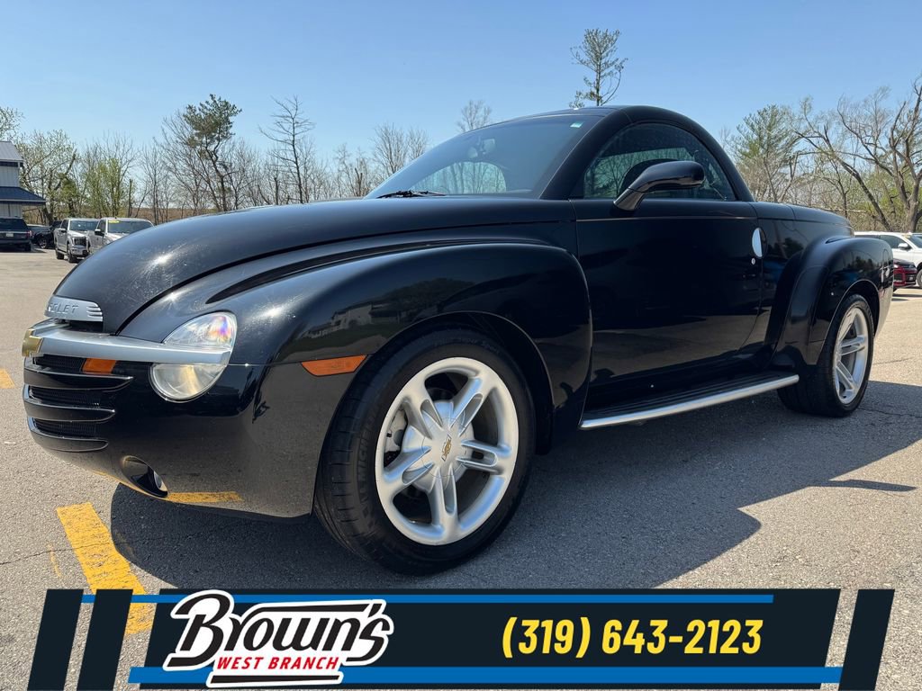 Used 2003 Chevrolet SSR w/ Preferred Equipment Group RWD image 1