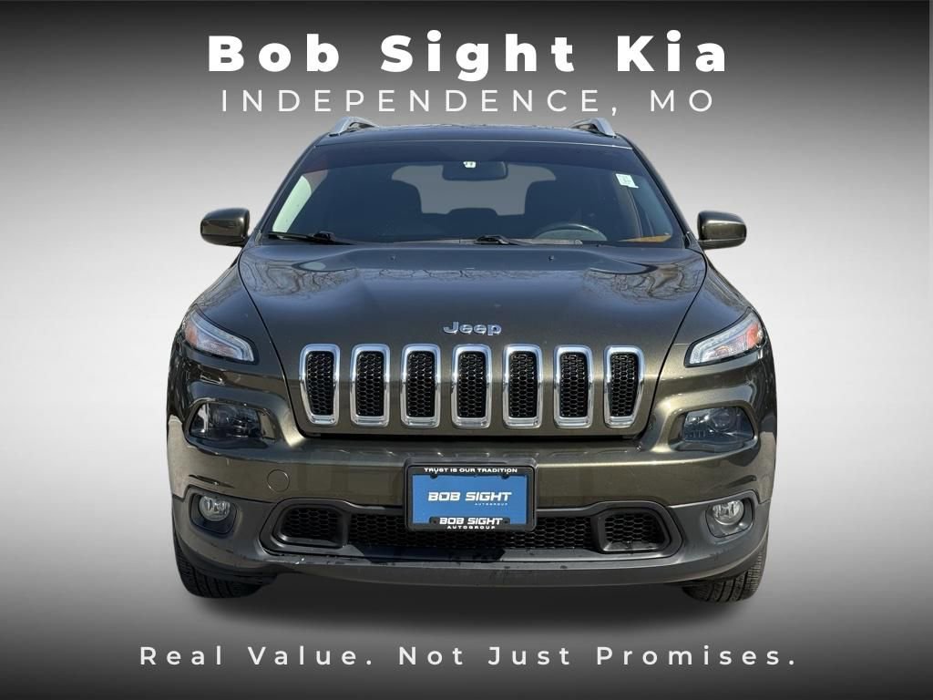 Used 2015 Jeep Cherokee Latitude w/ Cold Weather Group image 12