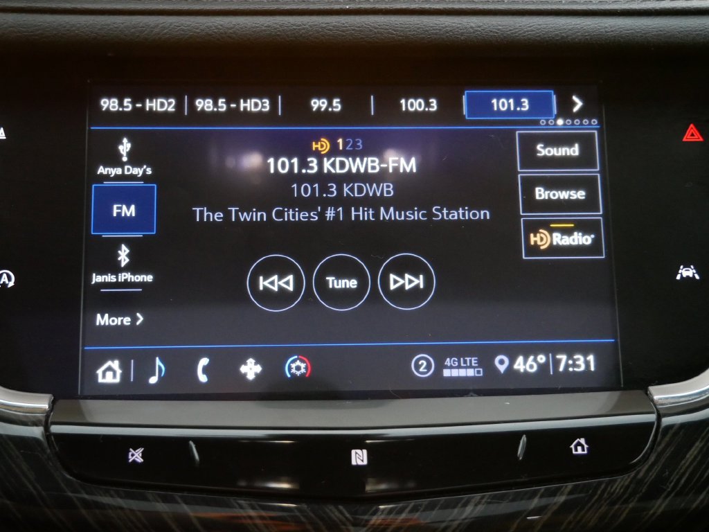 Used 2020 Cadillac XT6 Premium Luxury w/ LPO, Floor Liner Package AWD/4WD image 18