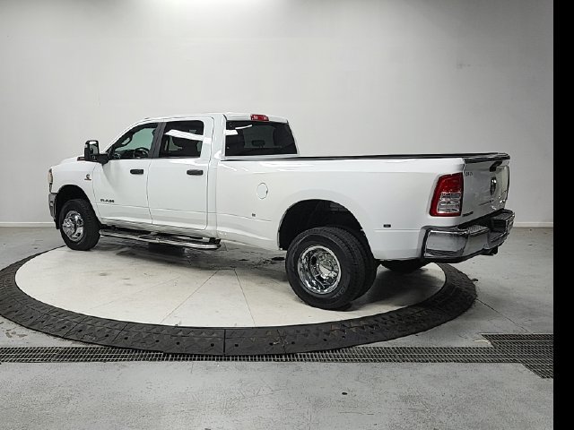 Used 2024 RAM 3500 Big Horn AWD/4WD image 6
