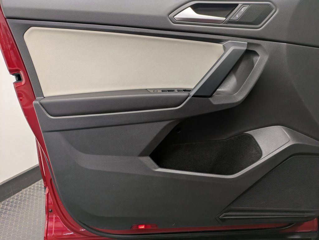 Used 2019 Volkswagen Tiguan SE image 8