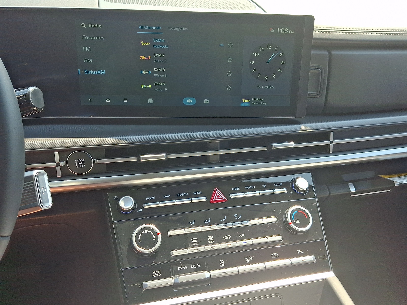 New 2026 Hyundai Santa Fe SE FWD image 9