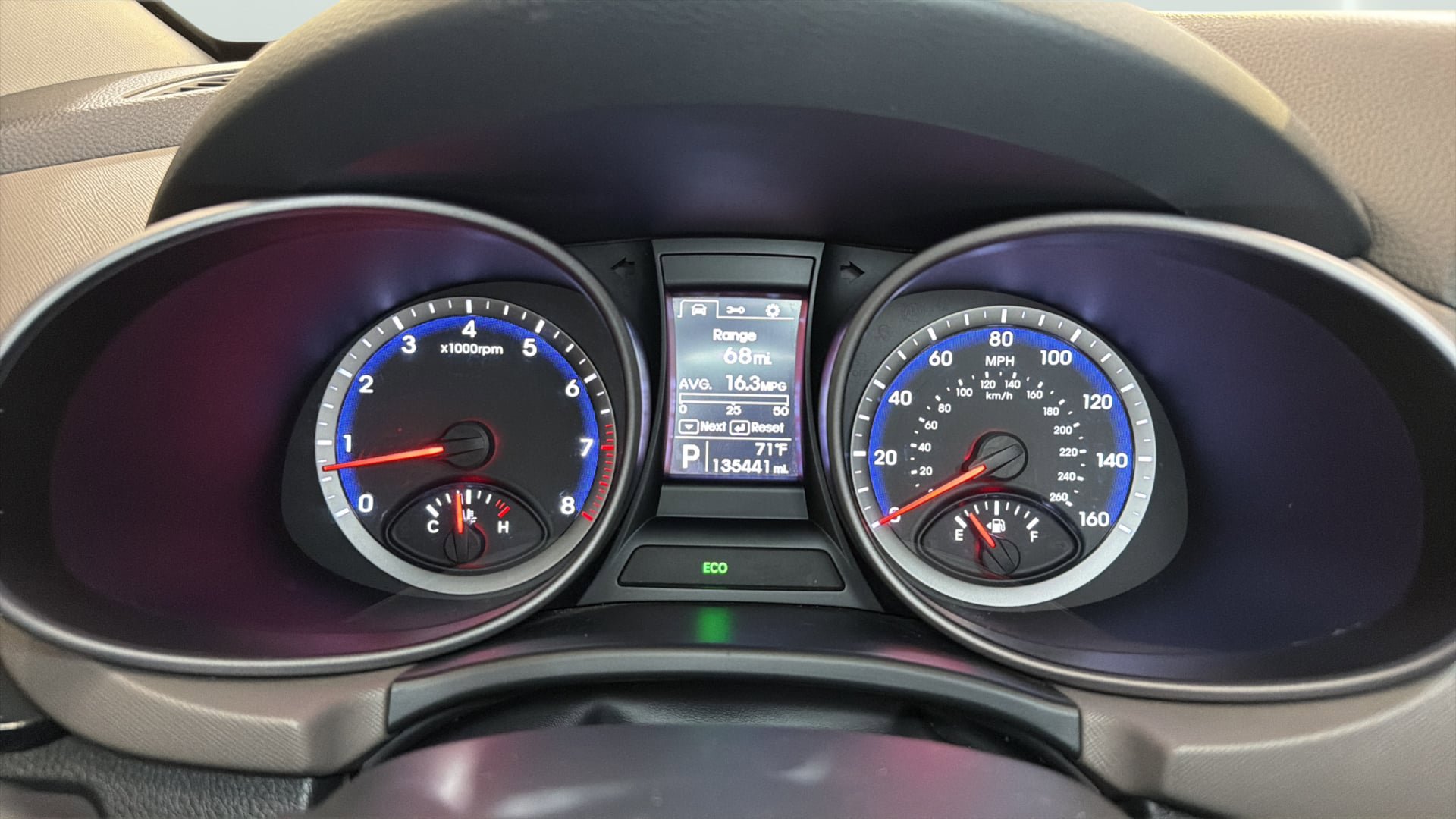 Used 2016 Hyundai Santa Fe SE AWD/4WD image 29