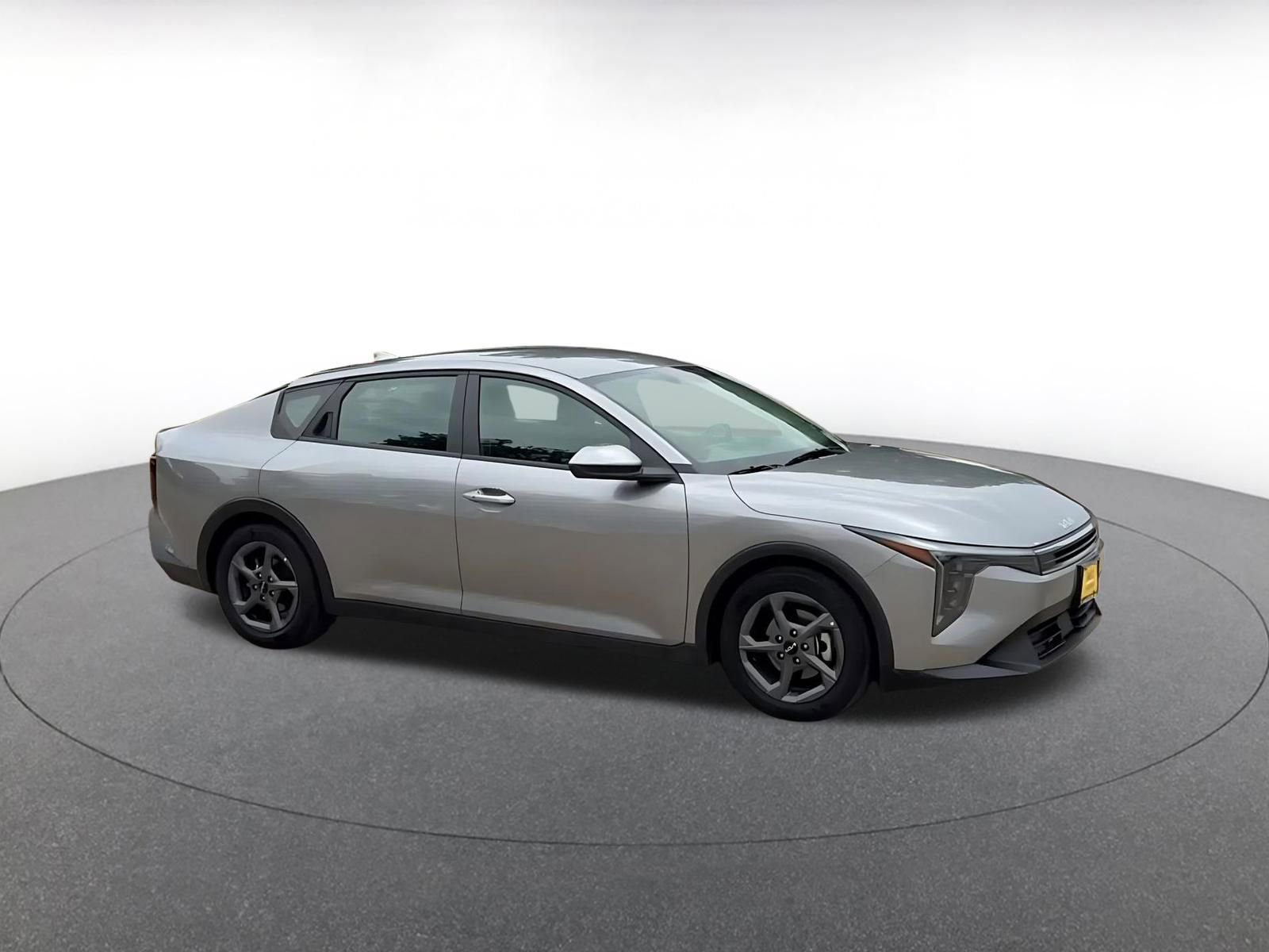 Used 2025 Kia K4 FWD video 2