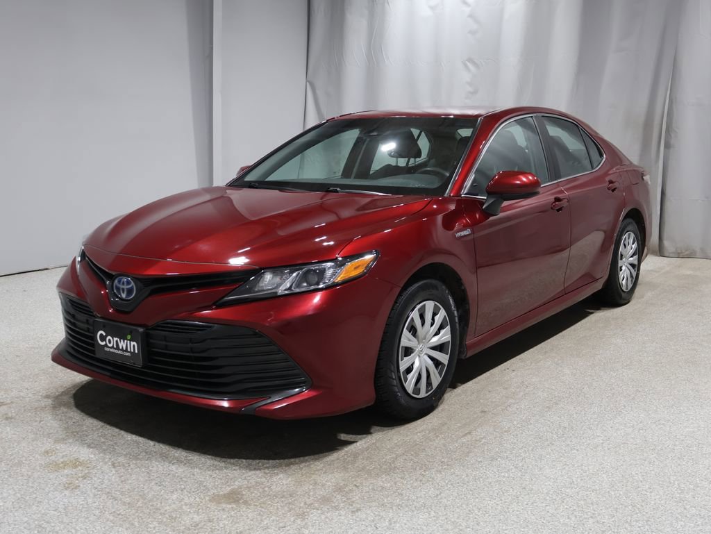 Used 2018 Toyota Camry LE image 5