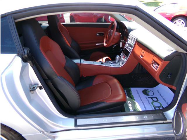 Used 2008 Chrysler Crossfire Limited RWD image 3