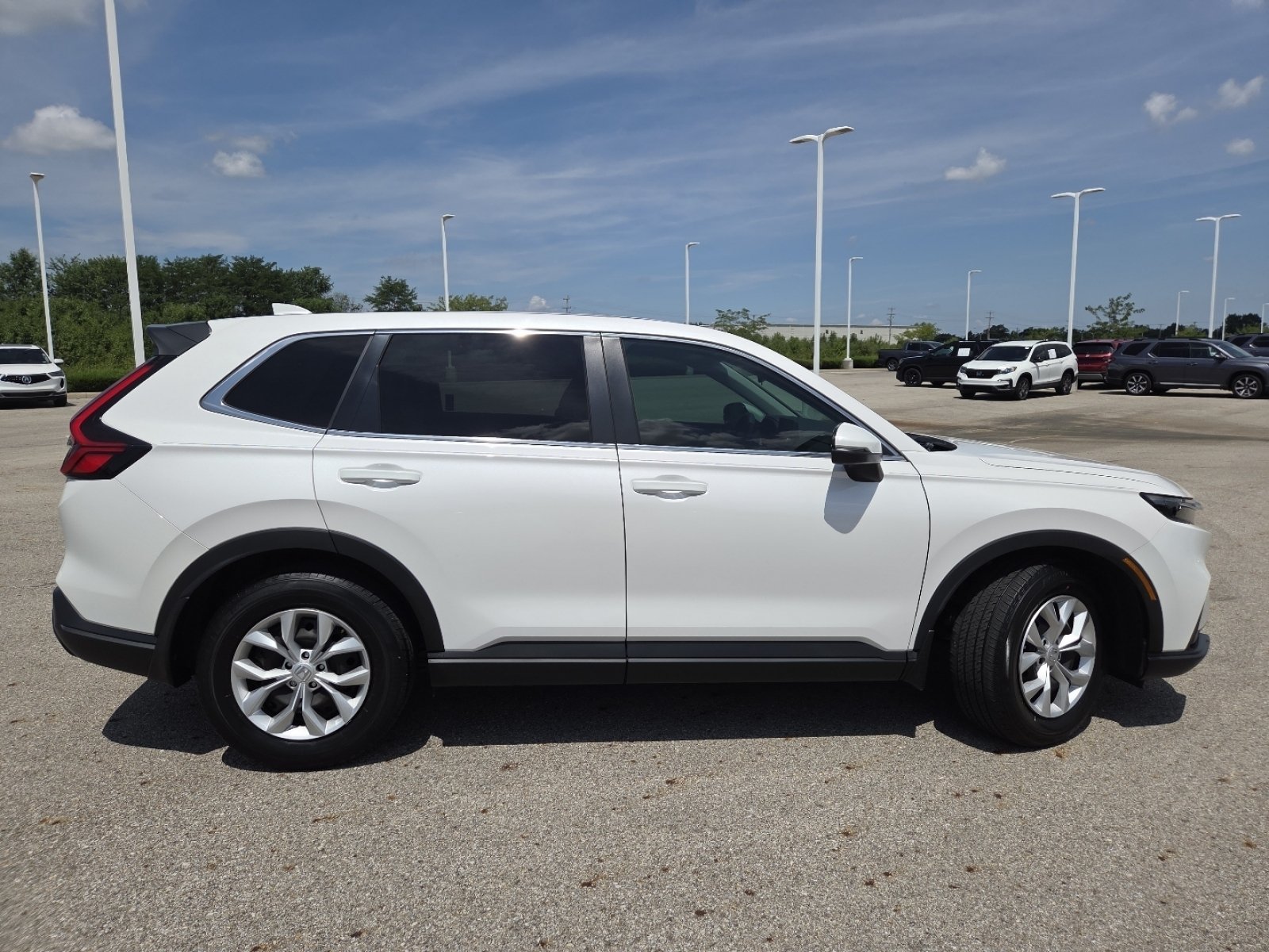 Used 2025 Honda CR-V LX image 17