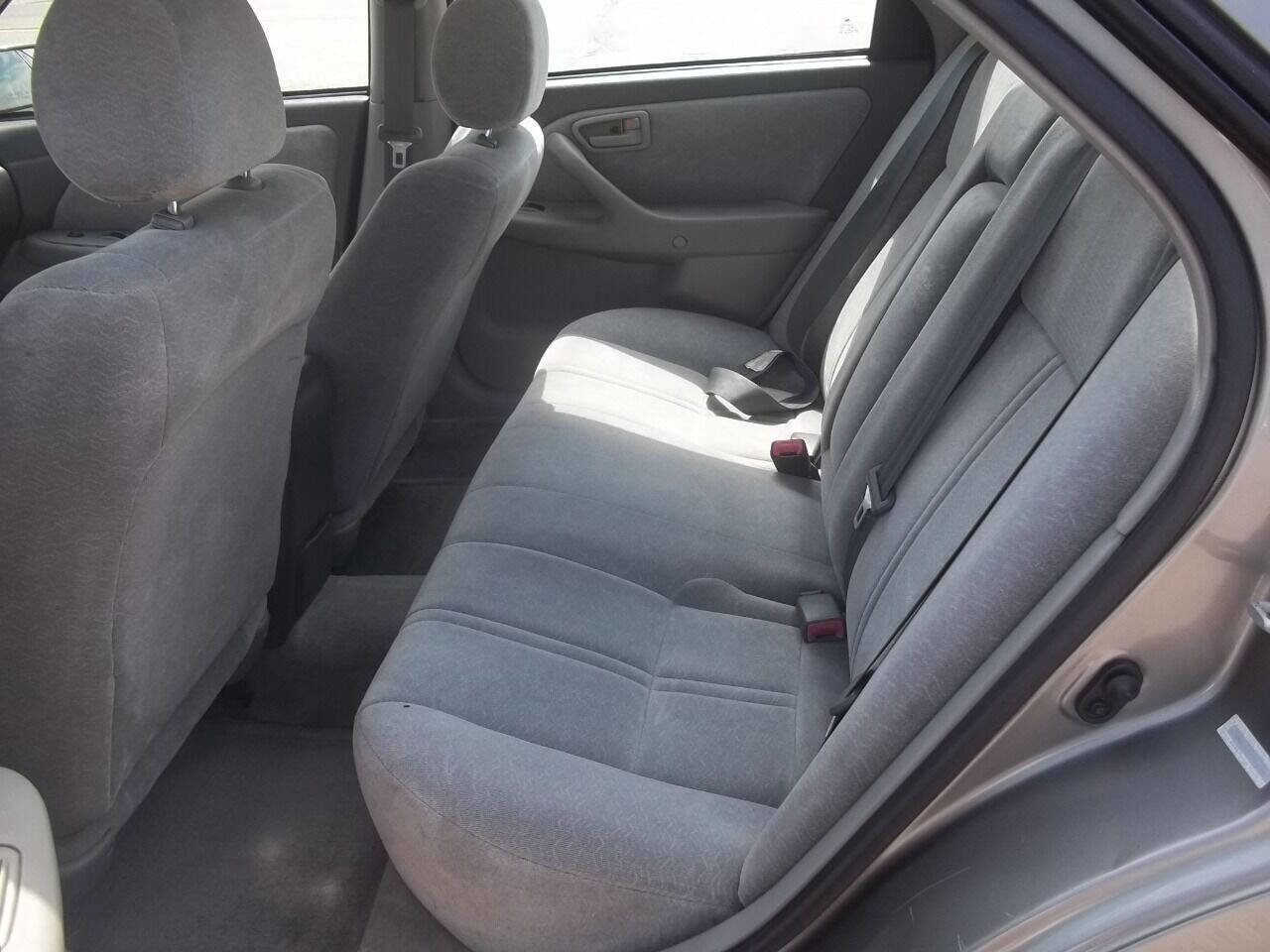 Used 1998 Toyota Camry LE FWD image 7