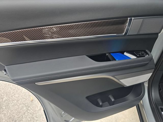 New 2027 Cadillac Vistiq Luxury AWD/4WD image 15