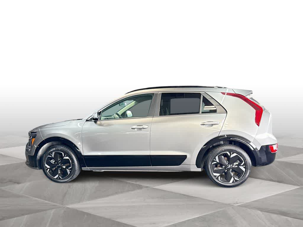 Used 2025 Kia Niro Wind FWD image 5