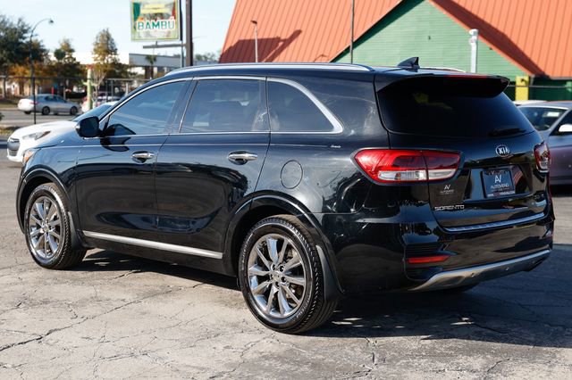 Used 2017 Kia Sorento SX image 10