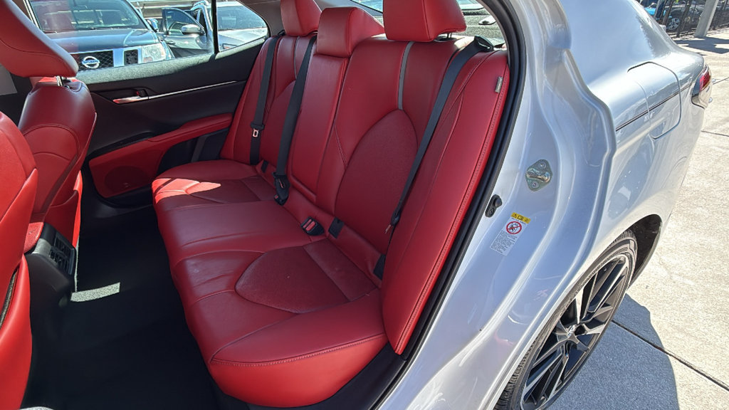 Used 2019 Toyota Camry XSE FWD image 25