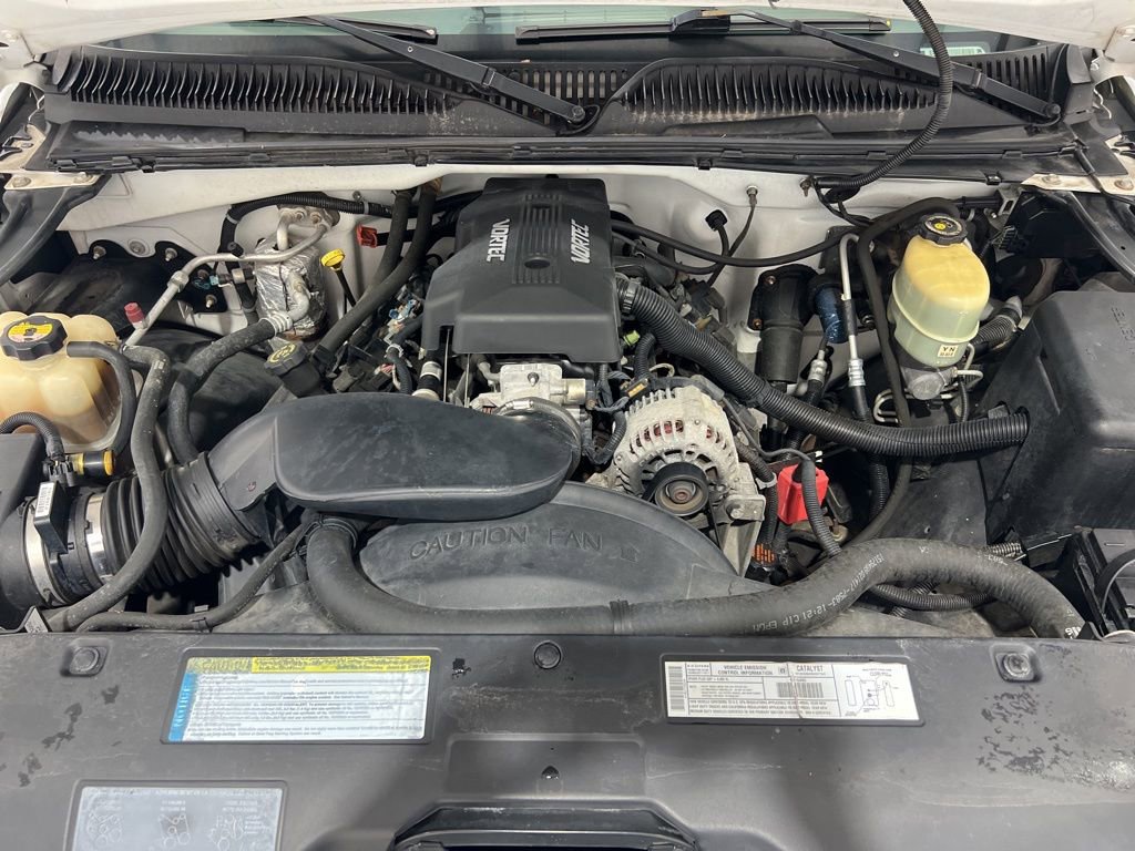 Used 2000 Chevrolet Silverado 2500 Work Truck w/ Firm Ride Suspension Pkg image 24