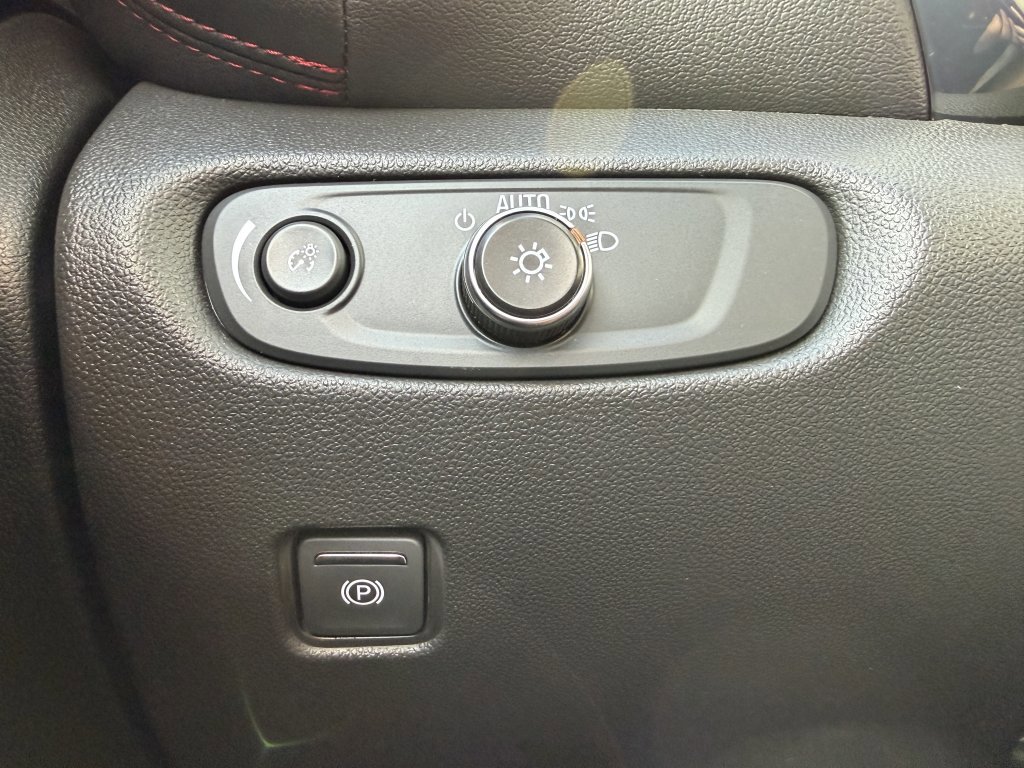 Used 2021 Chevrolet Blazer RS image 27