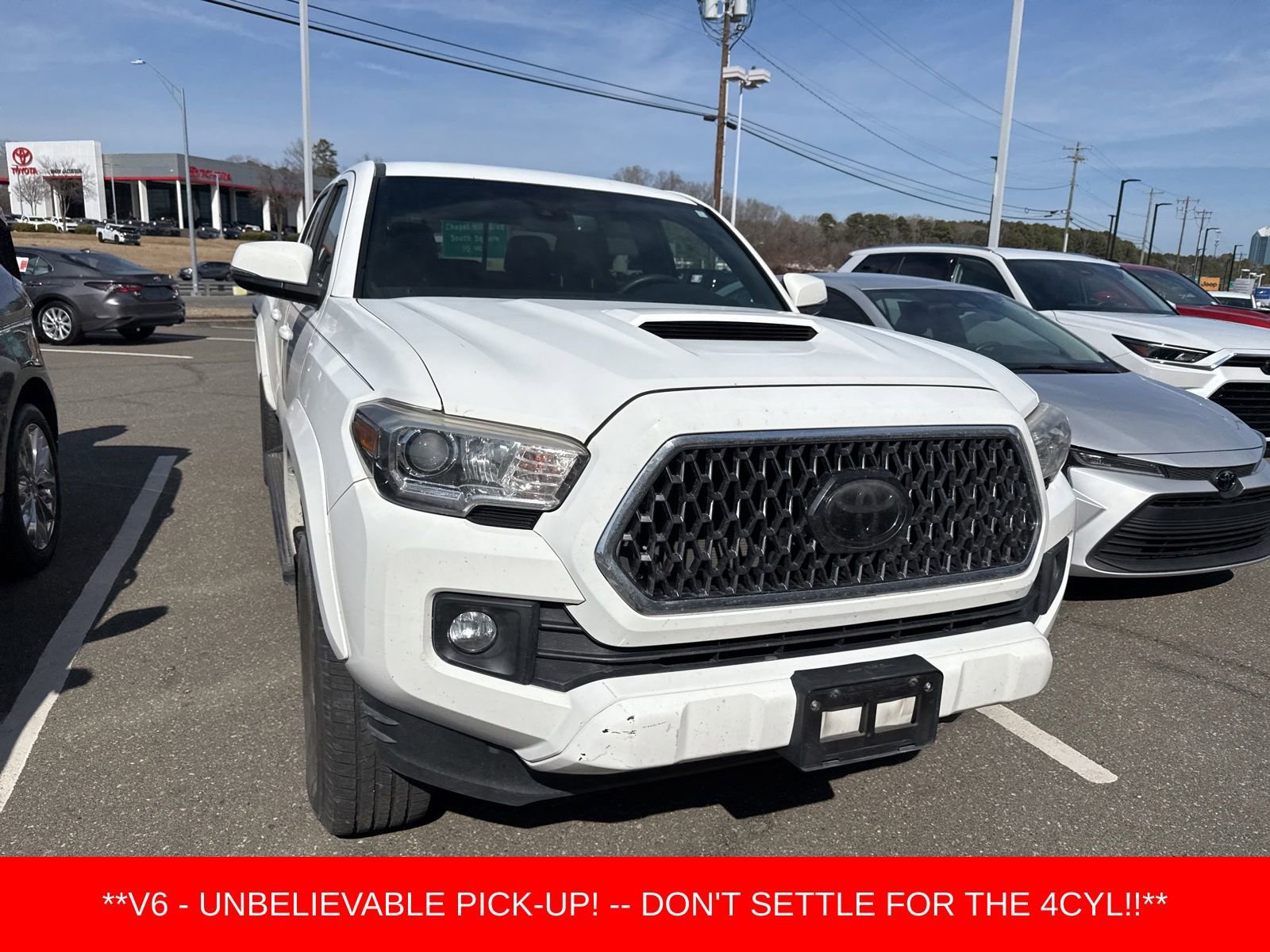 Used 2018 Toyota Tacoma TRD Sport w/ Technology Package image 2