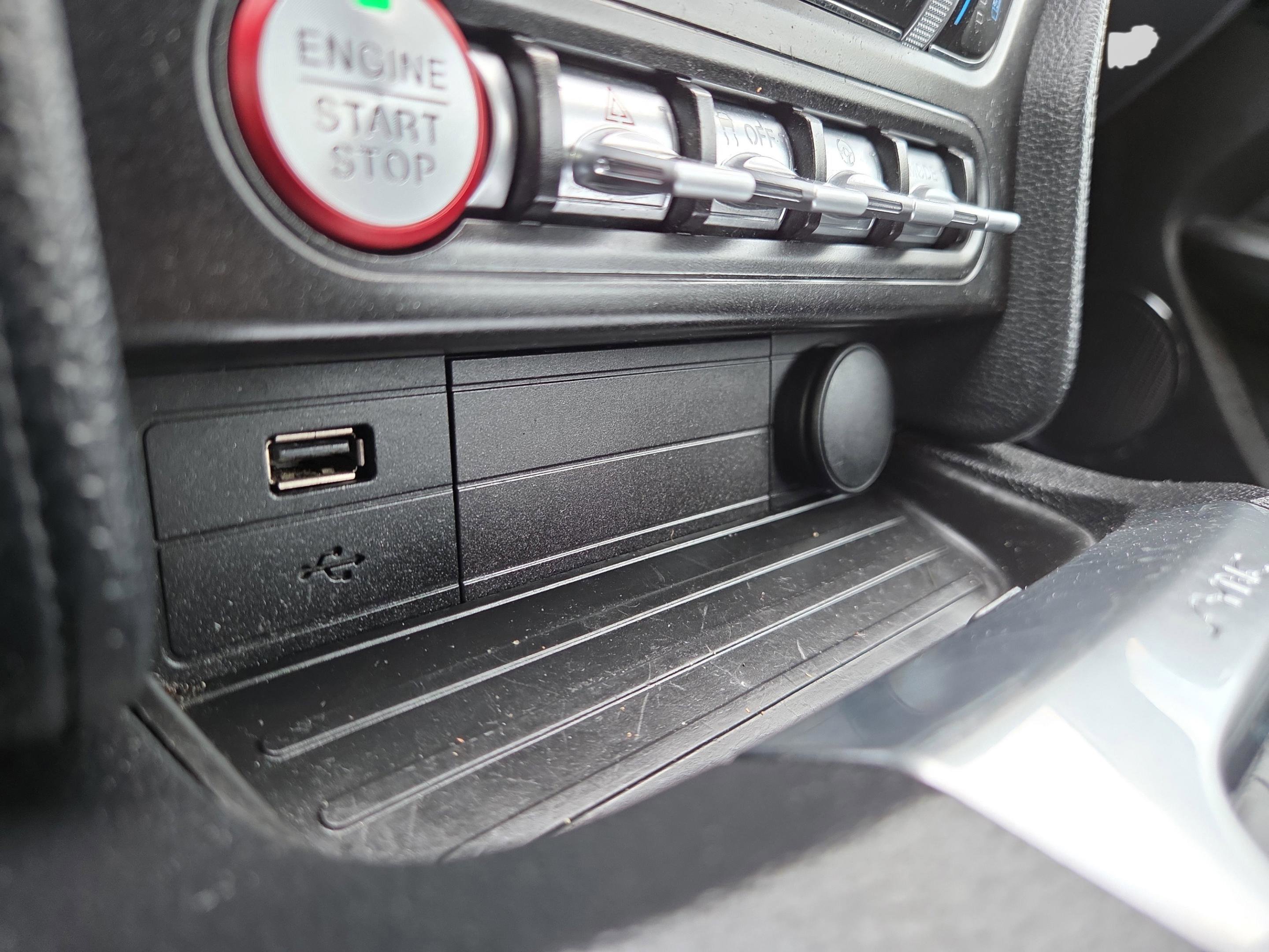 Used 2020 Ford Mustang Premium RWD image 22