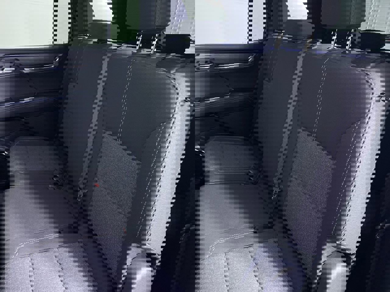 Certified 2025 GMC Acadia Elevation FWD image 22