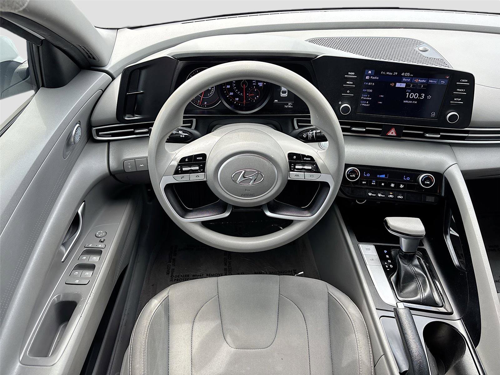 Used 2022 Hyundai Elantra SEL FWD image 20