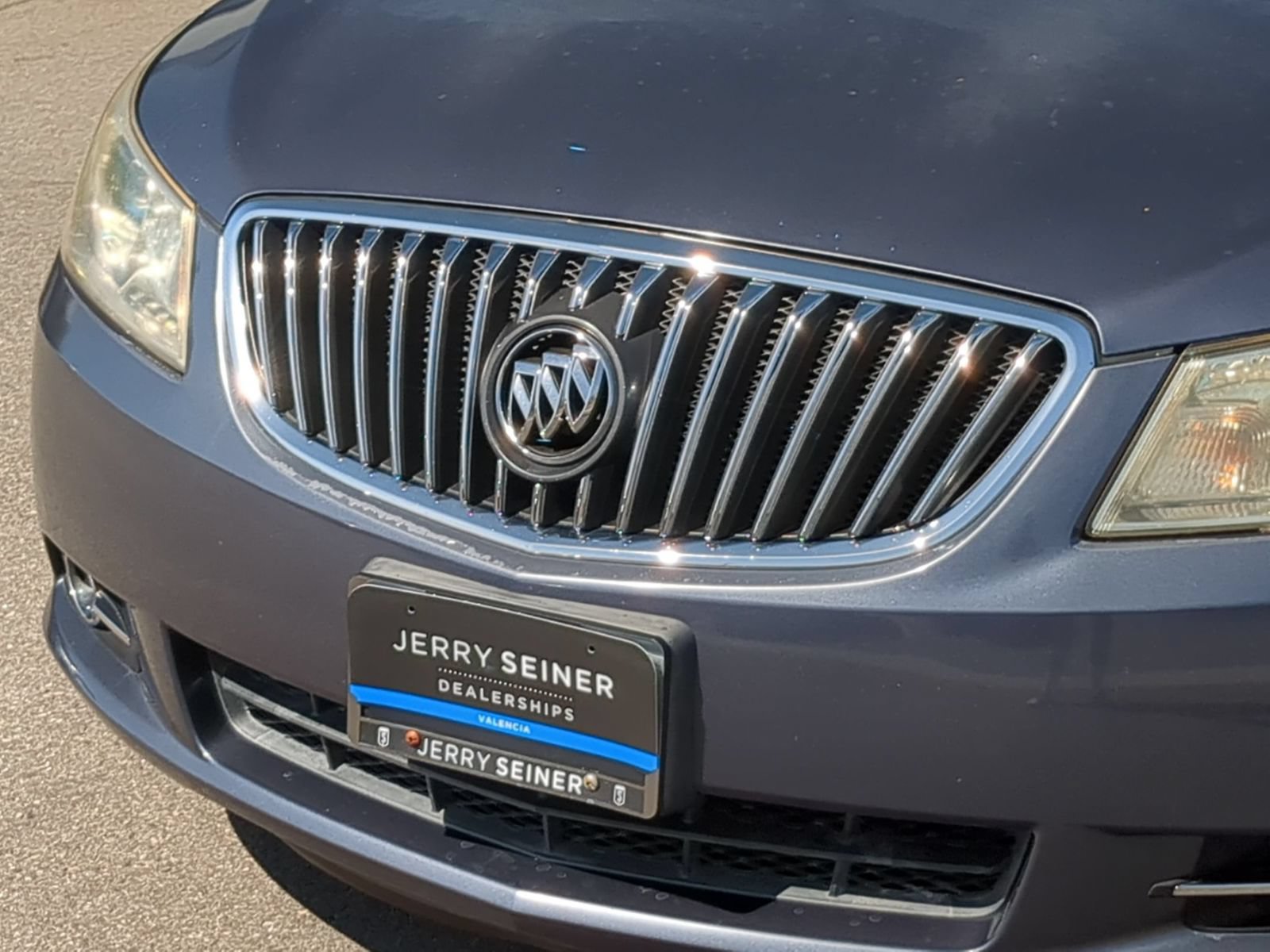 Used 2013 Buick LaCrosse Premium w/ Driver Confidence Package AWD/4WD image 9