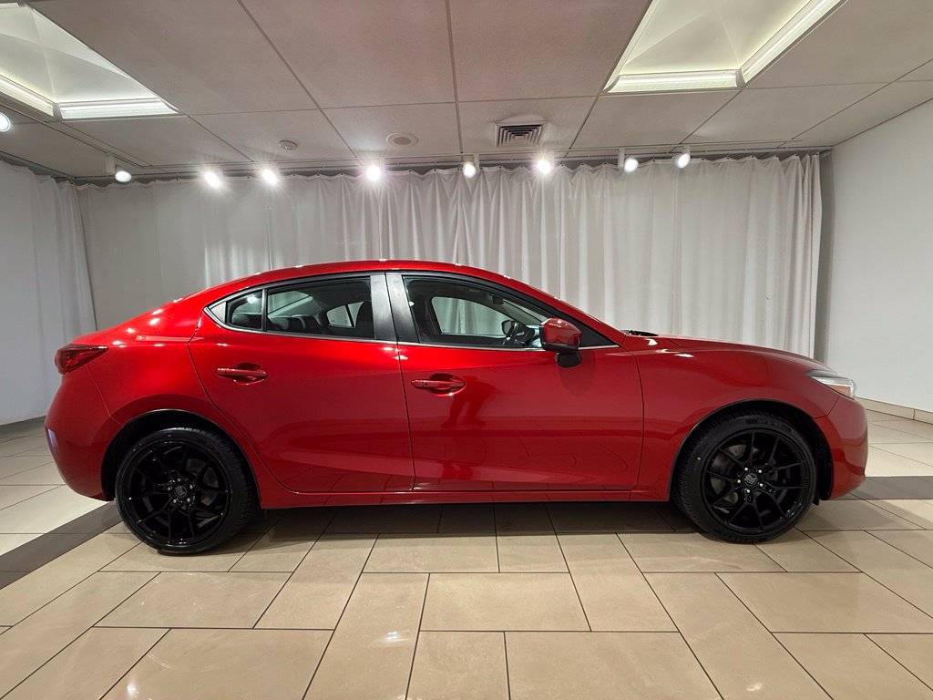Used 2017 MAZDA MAZDA3 Touring FWD image 6