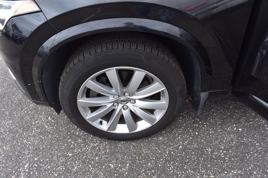 Used 2016 Volvo XC90 T6 Momentum w/ Momentum Plus Package image 31