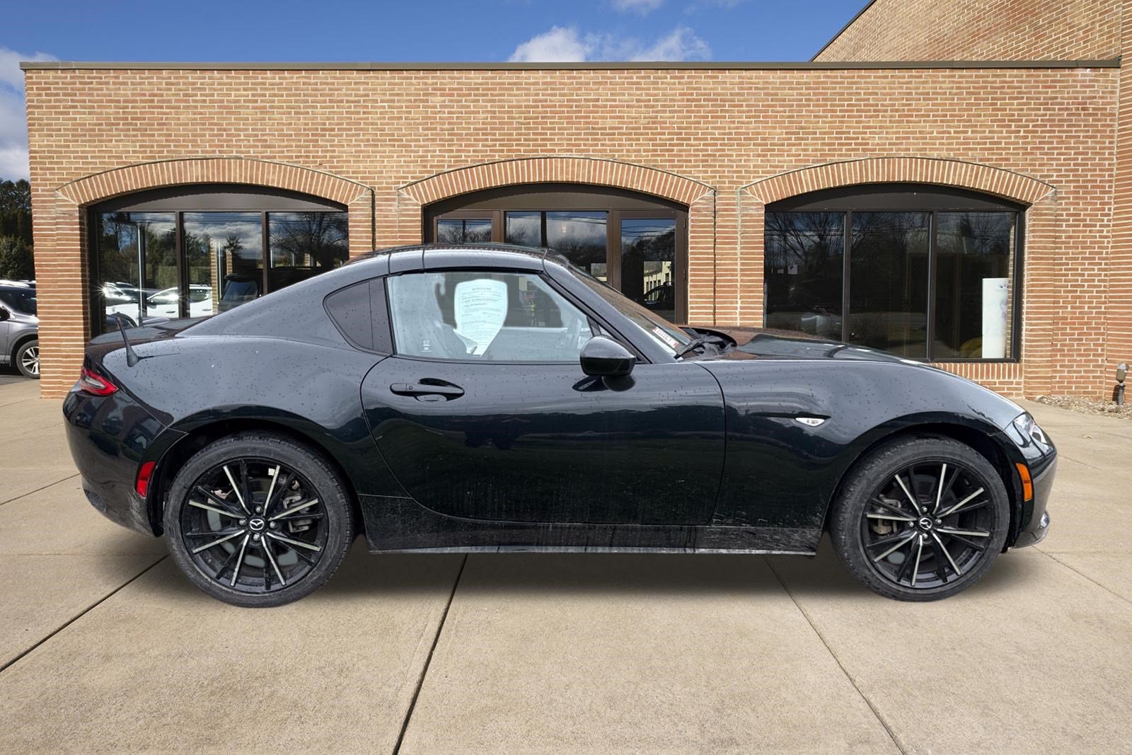Used 2025 MAZDA MX-5 Miata RF Grand Touring RWD video 2