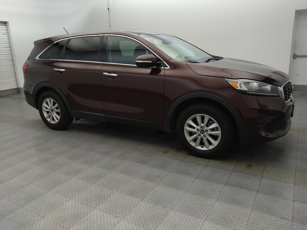 Used 2019 Kia Sorento FWD image 11