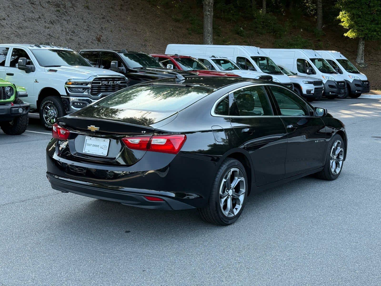 Used 2024 Chevrolet Malibu LT w/ LPO, Floor Liner Package FWD image 5