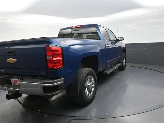 Used 2016 Chevrolet Silverado 2500 LTZ w/ LTZ Plus Package image 7