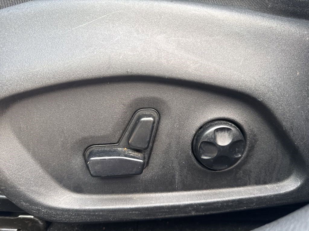 Used 2018 Jeep Compass Limited w/ Navigation Group image 15