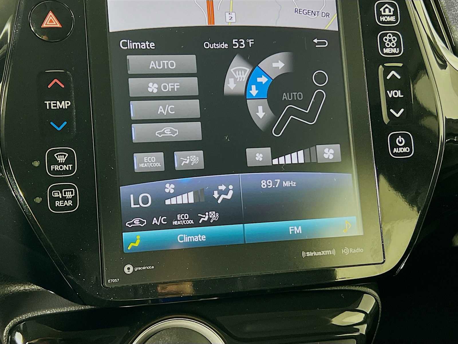 Used 2021 Toyota Prius Prime XLE image 16