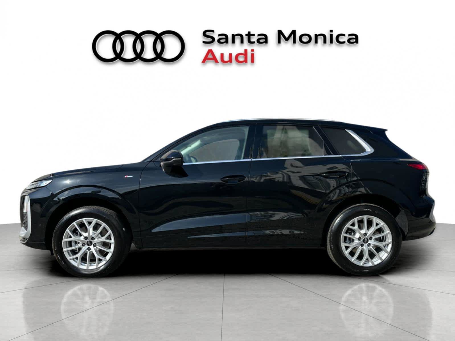 New 2026 Audi Q3 quattro 2.0T AWD/4WD image 3