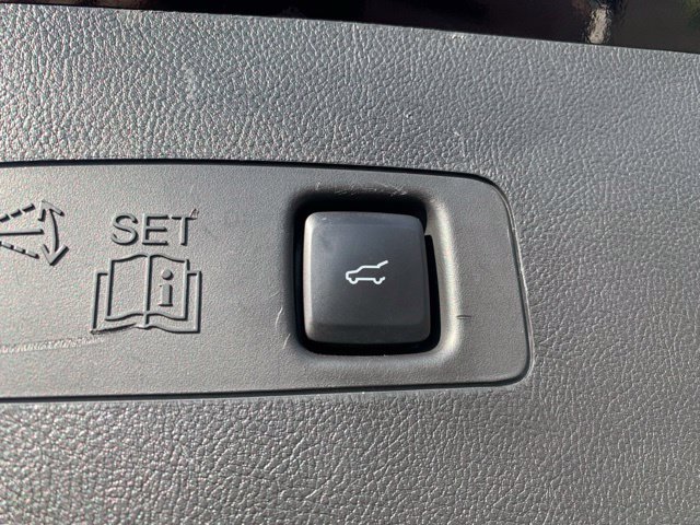 Certified 2023 Lincoln Corsair Reserve w/ Equipment Group 201A AWD/4WD image 7