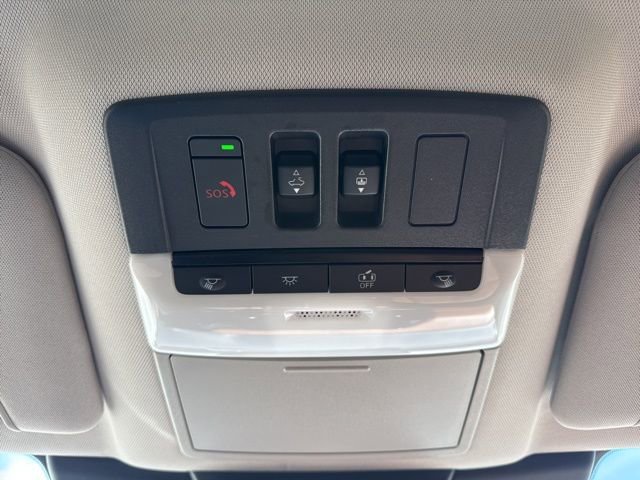 Used 2024 Nissan Pathfinder Platinum image 35