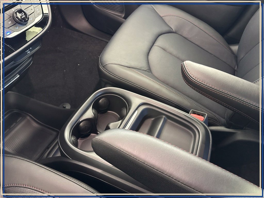 New 2027 Chrysler Pacifica Select AWD/4WD image 23