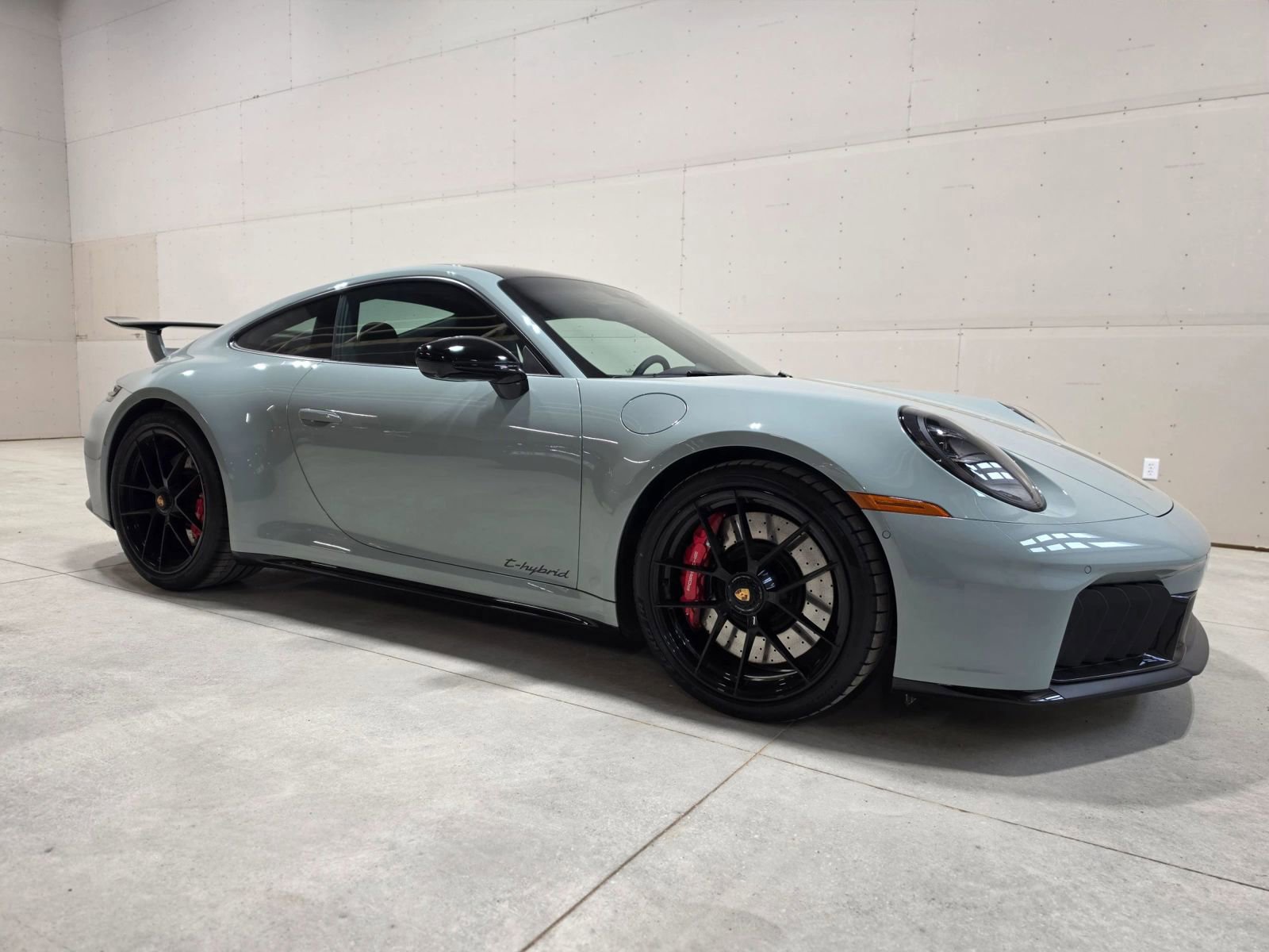 Used 2025 Porsche 911 Carrera 4 GTS AWD/4WD image 2