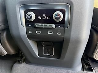 Used 2021 GMC Yukon XL Denali w/ Denali Premium Package AWD/4WD image 20