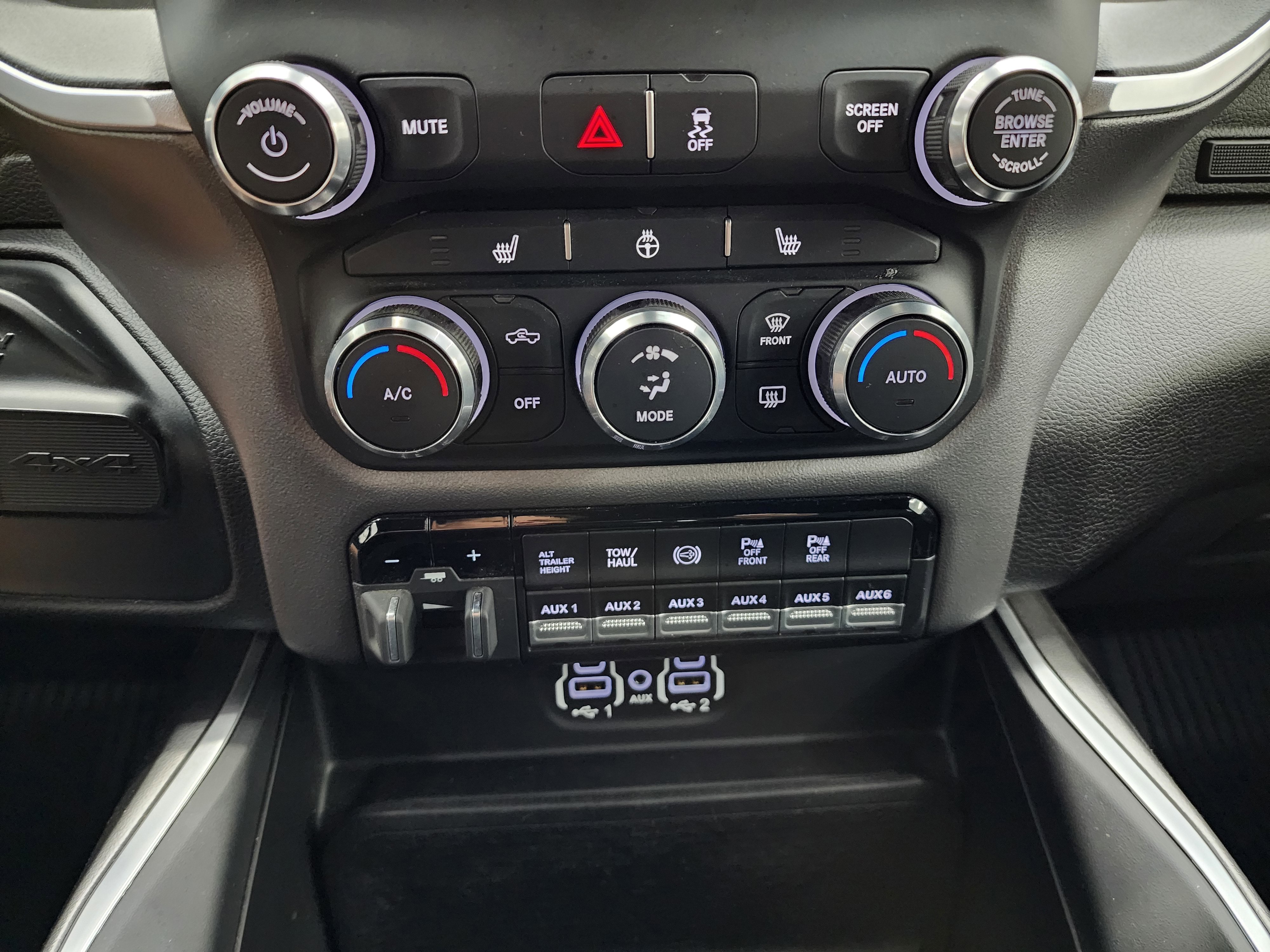 Used 2022 RAM 2500 Big Horn w/ Level C Equiment Group image 15